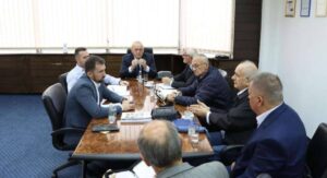 Delić optužuje penzionere, a oni njega: Ko je kriv za propale pregovore?