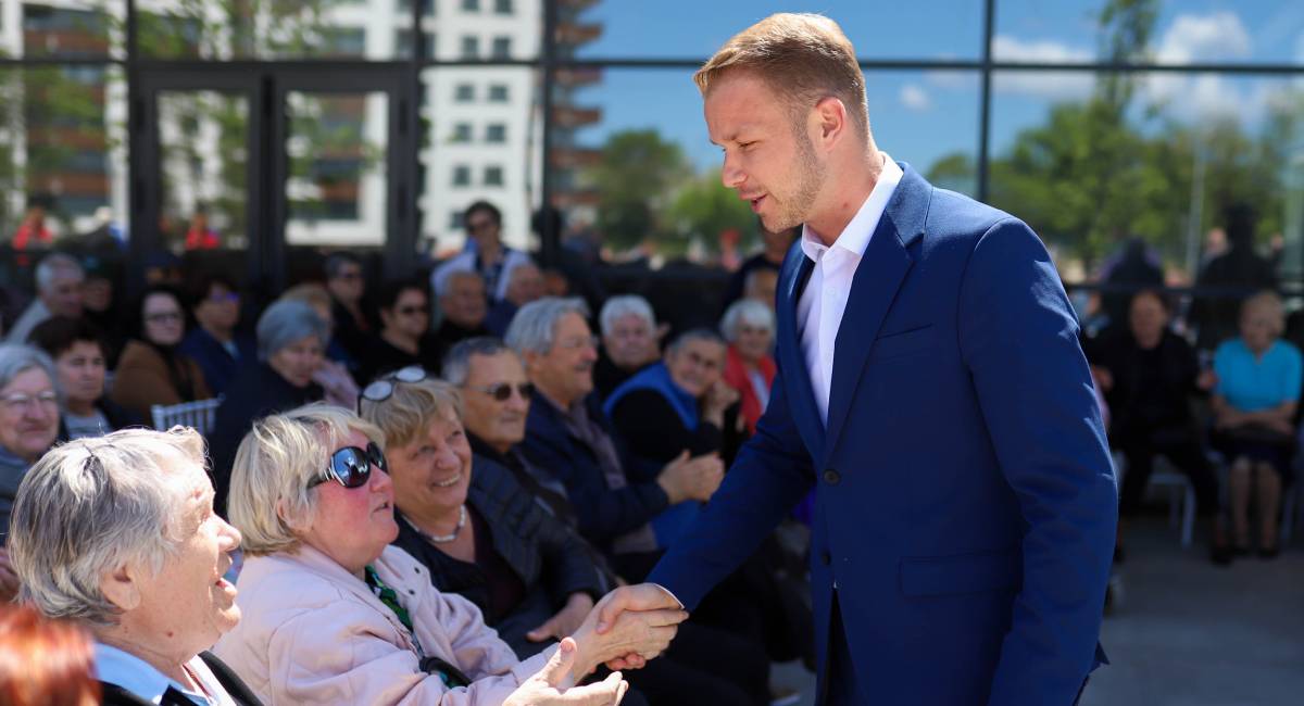 Počela podjela karata za besplatan prevoz penzionera u Banjaluci