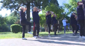 Godine nisu prepreka: Mostarski penzioneri na treningu tri puta sedmično