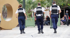 Policajci mladi idu u penziju, treba im omogućiti da rade duže