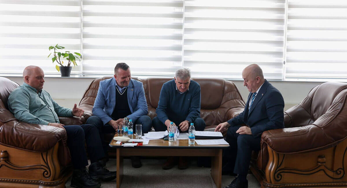 Ministar Lokmić sa borcima i RVI