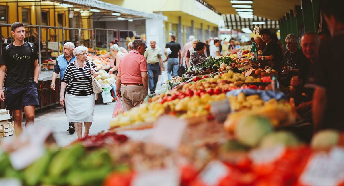 Paprene cijene voća i povrća na banjalučkoj Tržnici