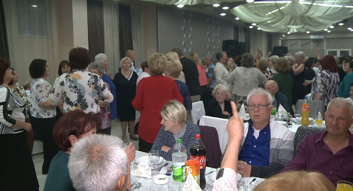 Prvo druženje penzionera u organizaciji mjesnog udruženja u Prijedoru