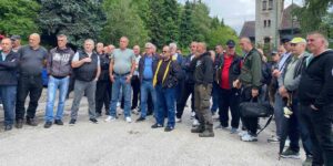 Penzioneri “na čekanju” idu u štrajk glađu